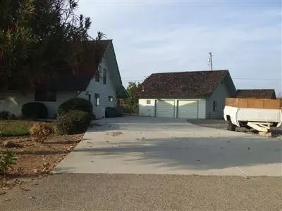 36707 Fender, Madera, CA 93636 photo 2