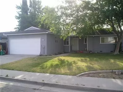 2297 Stanford Ave, Clovis, CA 93611 photo 1