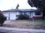 2107 Vine St, Sanger, CA 93657 photo 1