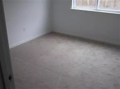 15682 W Middleton Ave, Kerman, CA 93630 photo 2