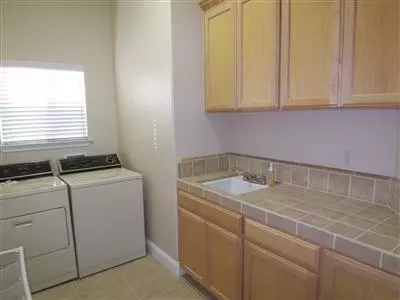 327 W Trenton Ave, Clovis, CA 93619 photo 7