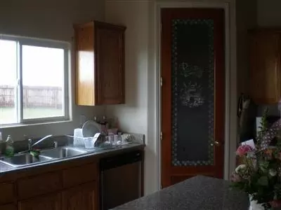 12473 Georgia Ct, Madera, CA 93637 photo 4