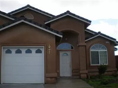 12473 Georgia Ct, Madera, CA 93637 photo 2