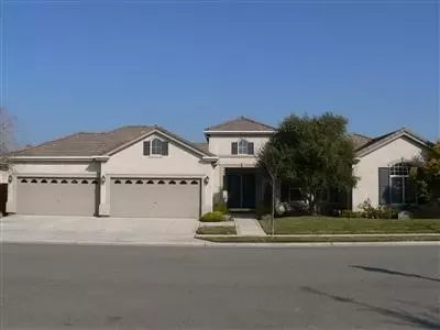 545 Heritage Ave, Clovis, CA 93619 photo 1