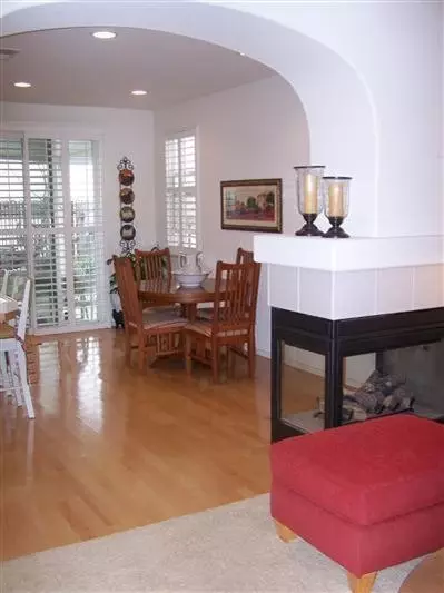 640 W Fontaine Ln, Clovis, CA 93619 photo 5