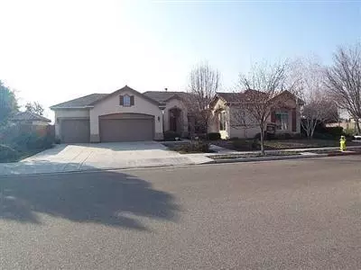 1056 N Cherry Ln, Clovis, CA 93611 photo 1