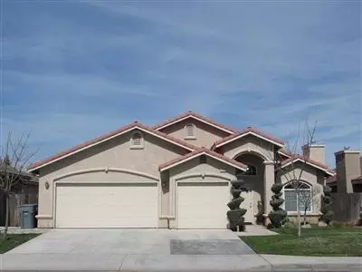 2413 Gibson Ave, Clovis, CA 93611 photo 1