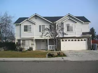 179 Oak Ave, Clovis, CA 93611 photo 1