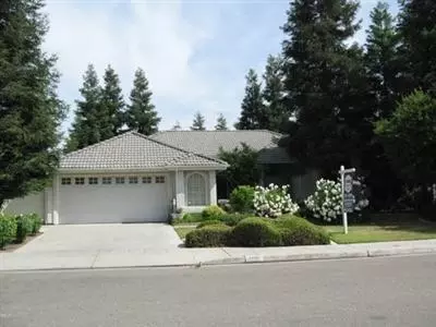 2071 Decatur Ave, Clovis, CA 93611 photo 1