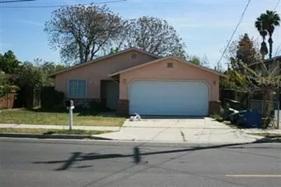 109 Monterey St, Madera, CA 93637 photo 1
