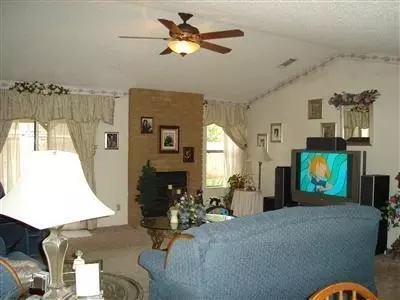 1111 Post St, Sanger, CA 93657 photo 4