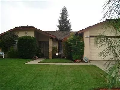 1111 Post St, Sanger, CA 93657 photo 1