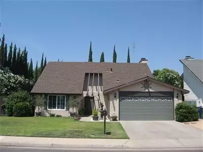 489 Brehler Ave, Sanger, CA 93657 photo 1