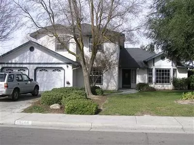 15766 W E St, Kerman, CA 93630 photo 1