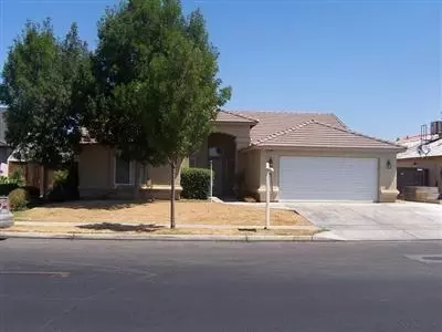 2305 Riverview Dr, Madera, CA 93637 photo 1