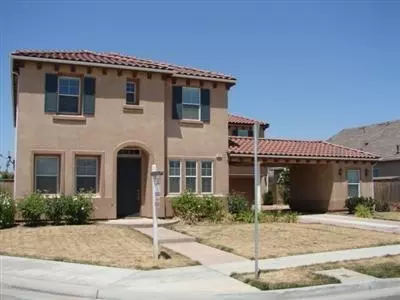 1904 N Whiteash Ave, Clovis, CA 93619 photo 1