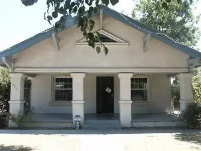 421 S A St, Madera, CA 93638 photo 1