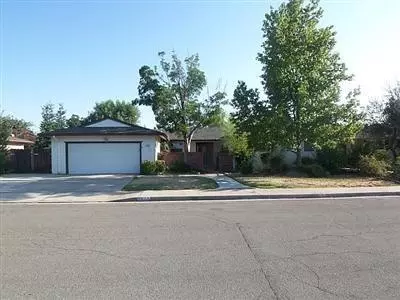 1675 Finchwood Ave, Clovis, CA 93611 photo 1