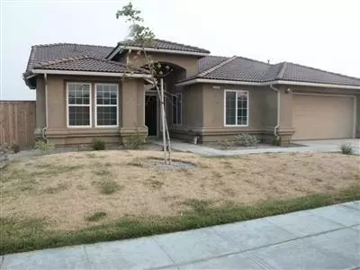 690 Bernardi Ave, Madera, CA 93637 photo 1