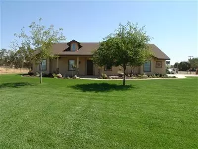10686 N Fowler Ave, Clovis, CA 93619 photo 1