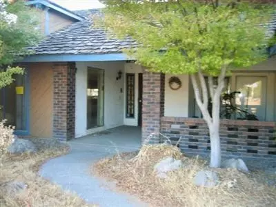 16638 Karen Rd, Madera, CA 93636 photo 1