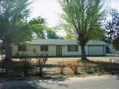 25592 Pickford Dr, Madera, CA 93638 photo 1