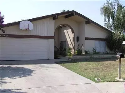 2370 Walton Ave, Sanger, CA 93657 photo 1
