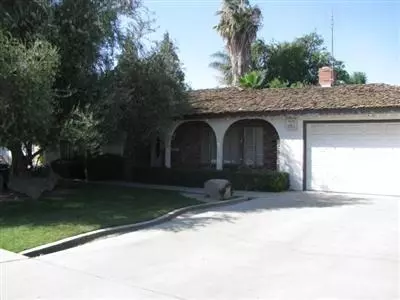 405 S 4th St, Kerman, CA 93630 photo 1