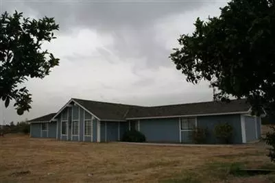 16901 Karen Rd, Madera, CA 93636 photo 1