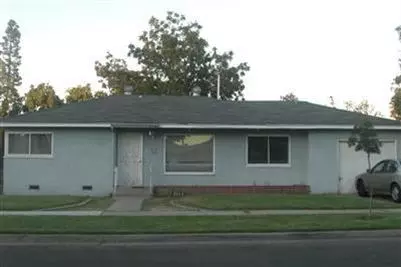 3543 E Simpson Ave, Fresno, CA 93703 photo 1
