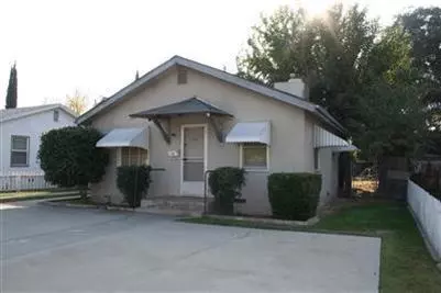 318 N N St, Madera, CA 93637 photo 1