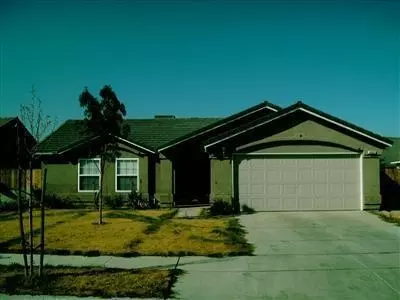 14058 W F St, Kerman, CA 93630 photo 1