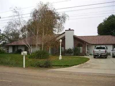 36556 Fender Ave, Madera, CA 93636 photo 1