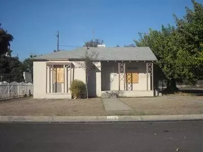 113 E Lewis St, Madera, CA 93637 photo 1