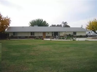 4433 E Copper Ave, Clovis, CA 93619 photo 1