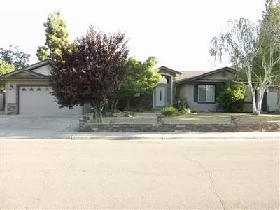 1866 Mitchell Ave, Clovis, CA 93611 photo 1