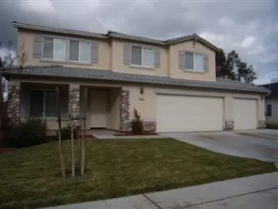6079 E Hampton Way, Fresno, CA 93727 photo 1