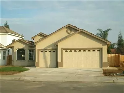 1913 E Warwick Ave, Fresno, CA 93720 photo 1