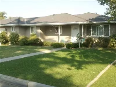 105 Hilton, Madera, CA 93637 photo 1
