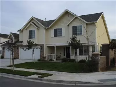 54 Serena Ave, Clovis, CA 93619 photo 1