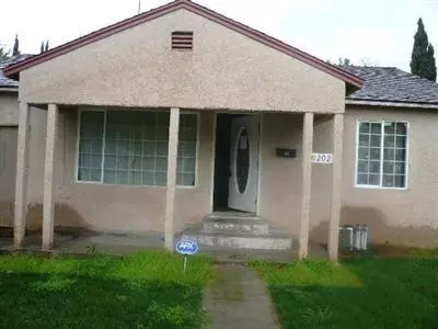 1202 E Shields Ave, Fresno, CA 93704 photo 1