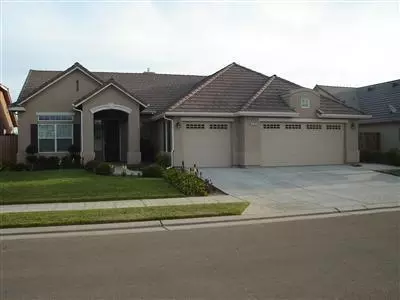 3225 Rall Ave, Clovis, CA 93619 photo 1