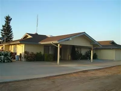 14568 E Ashlan Ave, Sanger, CA 93657 photo 1