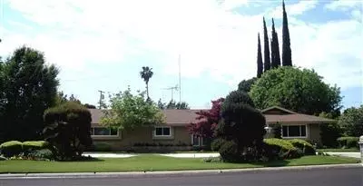 5884 E Hamilton Ave, Fresno, CA 93727 photo 1