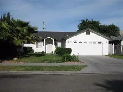 1013 Columbia St, Madera, CA 93638 photo 1