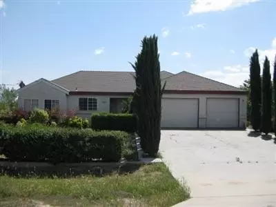 24874 Brook Dr, Madera, CA 93638 photo 1