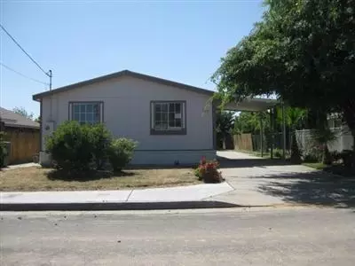 320 Stinson Ave, Madera, CA 93638 photo 1