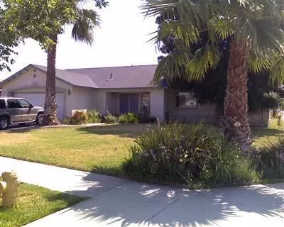 742 Valencia Ave, Lemoore, CA 93245 photo 1