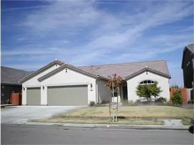 2945 Maine Ave, Clovis, CA 93619 photo 1