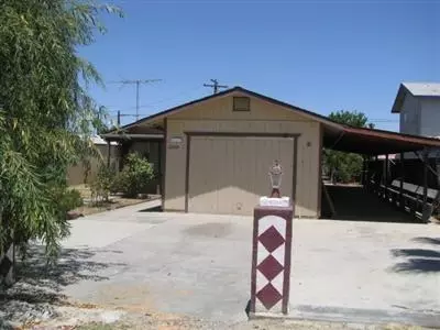 12664 W H St, Biola, CA 93606 photo 1